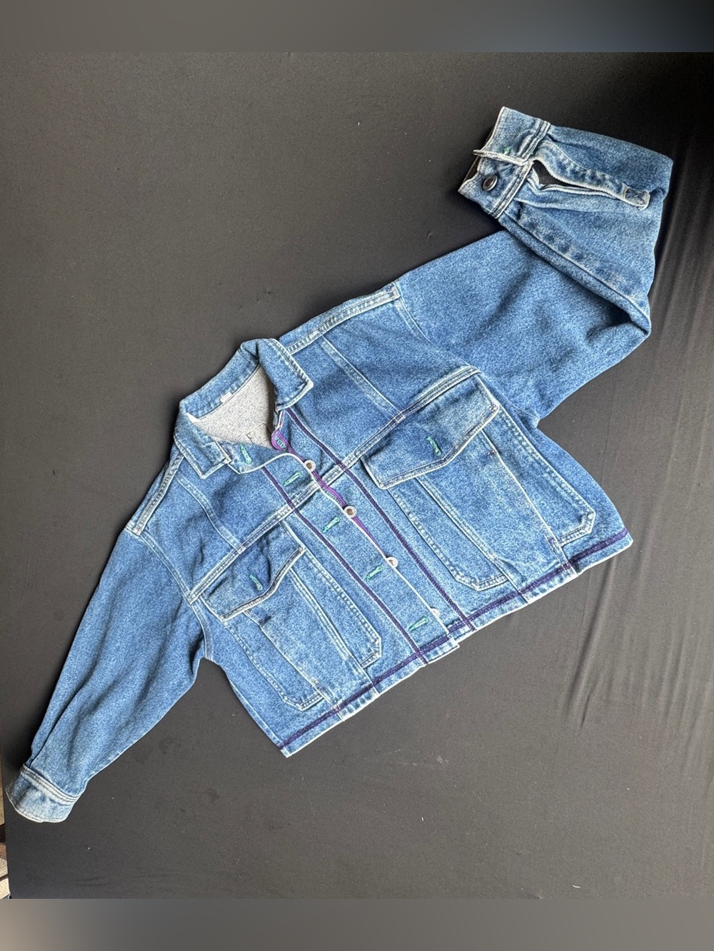 Lee Cropped jean jacket women see measurements for size